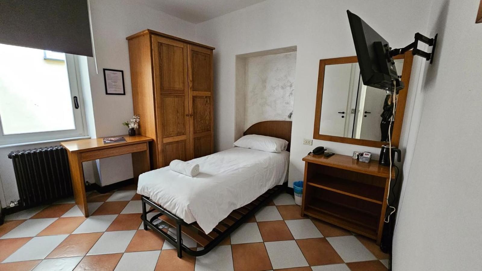 Hotel Montecodeno Varenna Eksteriør bilde