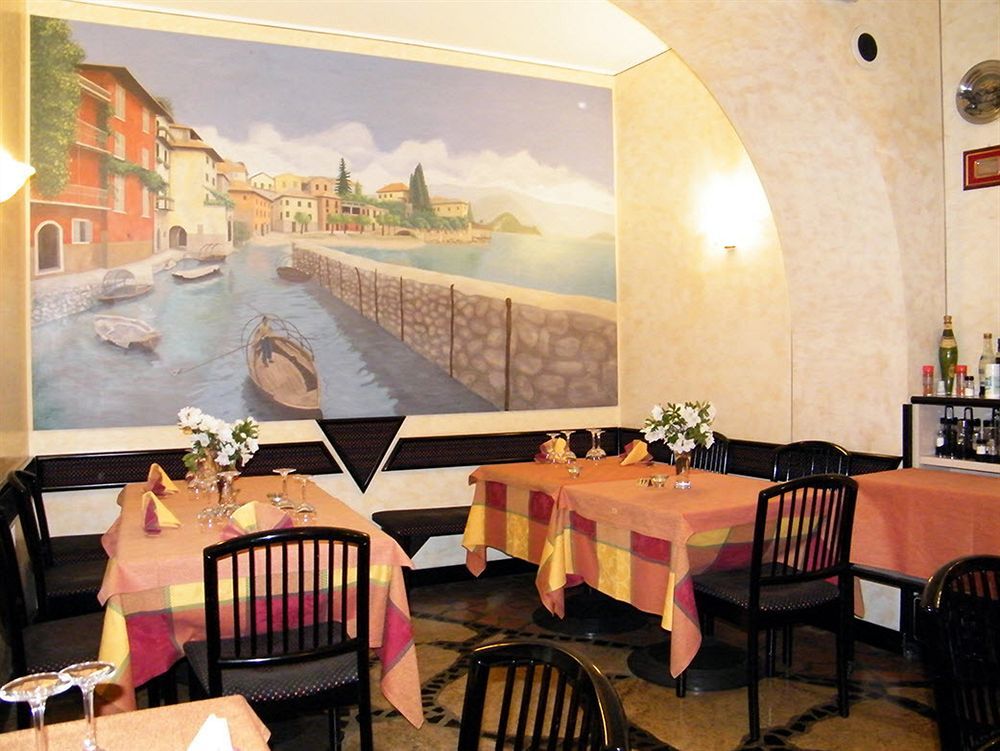 Hotel Montecodeno Varenna Eksteriør bilde